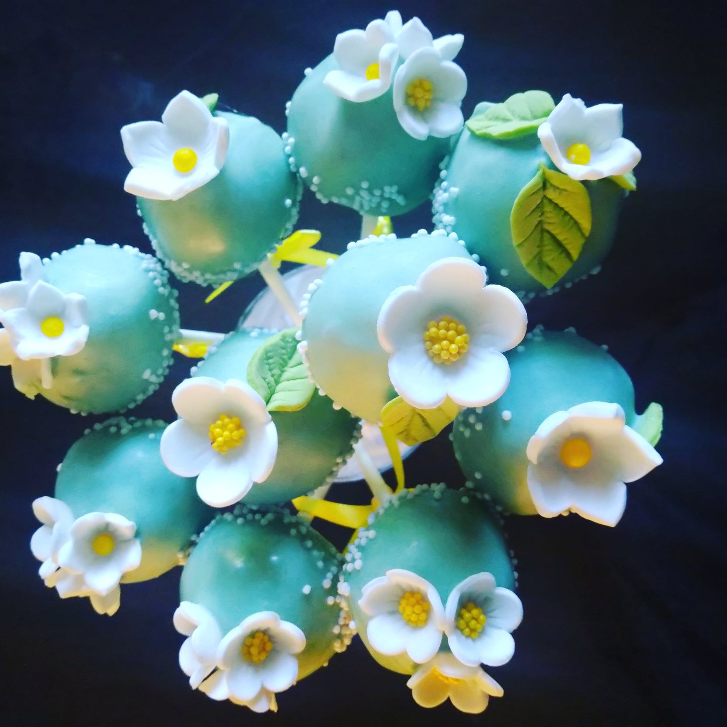 Floral Flowers Cake Pops