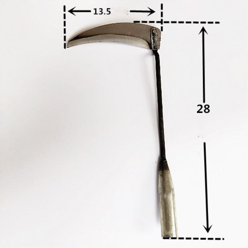 A small sickle with a curved blade, measuring 13.5 cm wide and 28 cm long, shown against a white background. The tool features a metal handle and a sharp cutting edge.