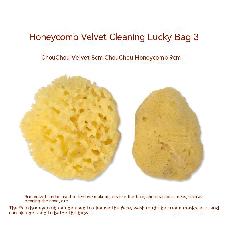 Two cleaning sponges: an 8cm velvet sponge and a 9cm honeycomb sponge. Suitable for makeup removal, facial cleansing, and bathing, especially for sensitive areas.