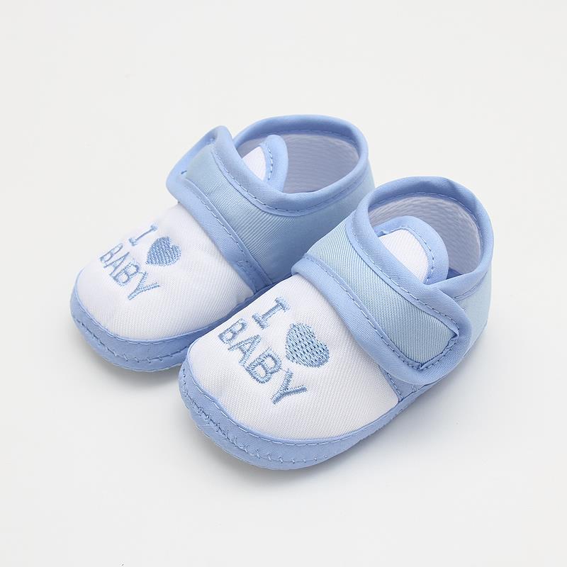 Light blue and white baby shoes with "I ♥ BABY" embroidered on the front. The shoes have a Velcro strap and soft soles, placed on a white background.