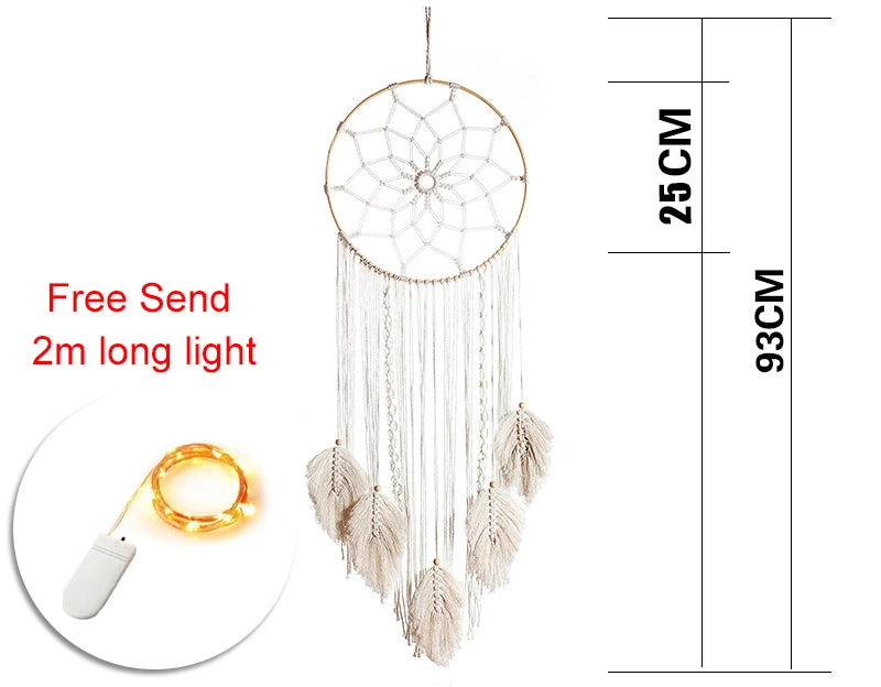 Cream dreamcatcher with feathers, measuring 25x93 cm, alongside "Free Send 2m long light" text and an image of a USB-powered string light.